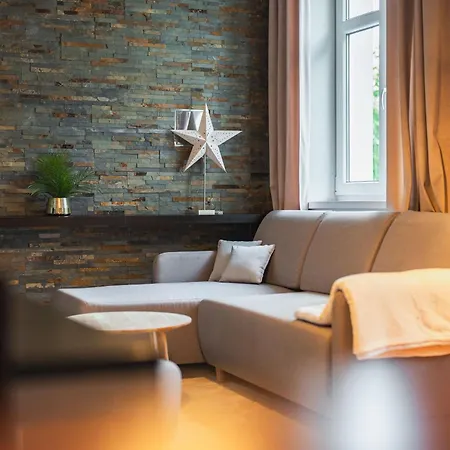 Spacious With Balcony - Old Town 아파트 *