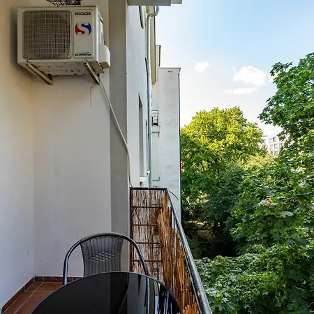 Spacious With Balcony - Old Town 브라티슬라바